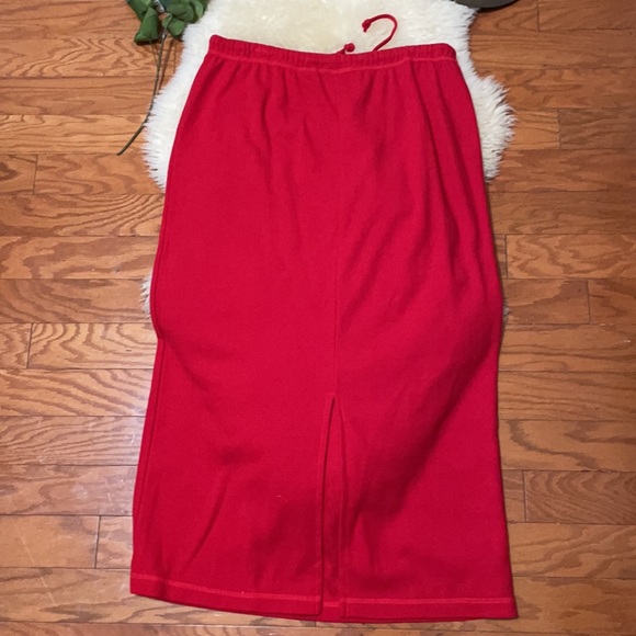 New With Tags Red Maxi with Elastic tie Waist/ Square Weave Waffle Fabric/ XL - Picture 5 of 11